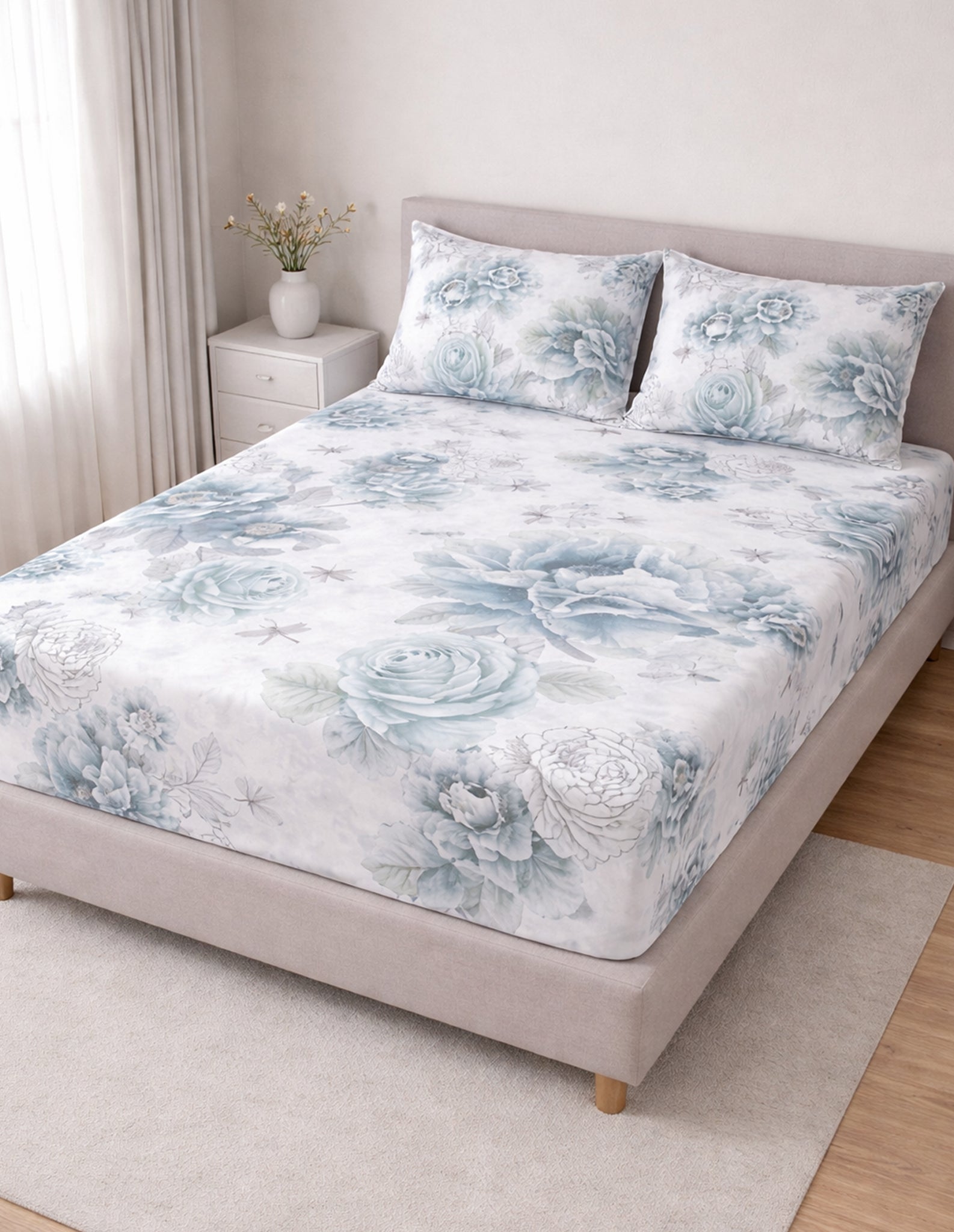 The Bold Blue Rose Luxury Double Bedsheet 800 TC
